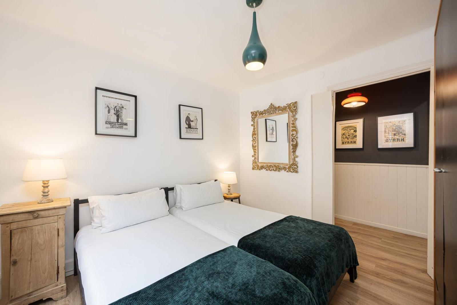 Vintage 3 Bdr Apartment Эсплугес-де-Льобрегат Экстерьер фото